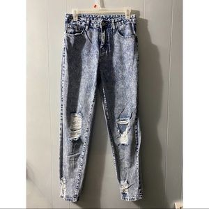 High - Rise Mom Jeans